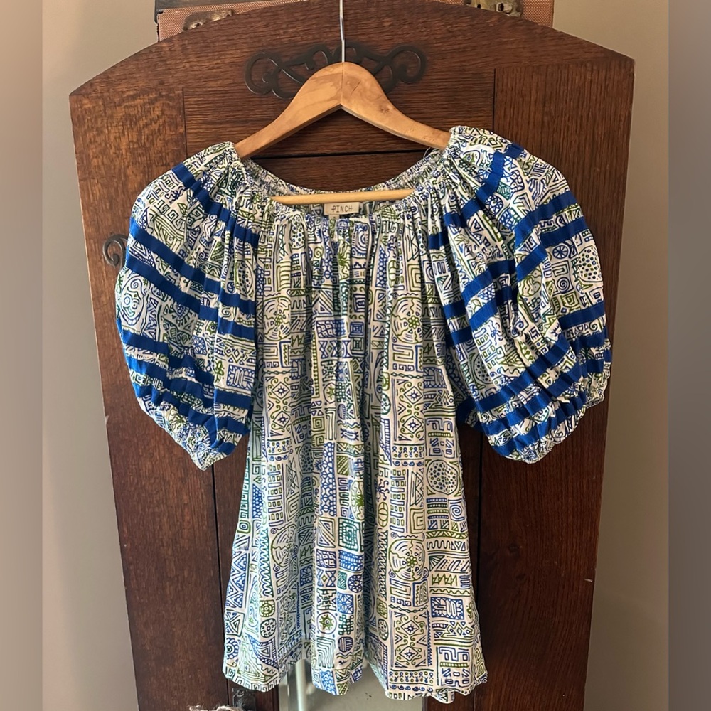 Pinch Tops Geometric Puff-Sleeve Peasant Top in Blue, White and Green- Size S